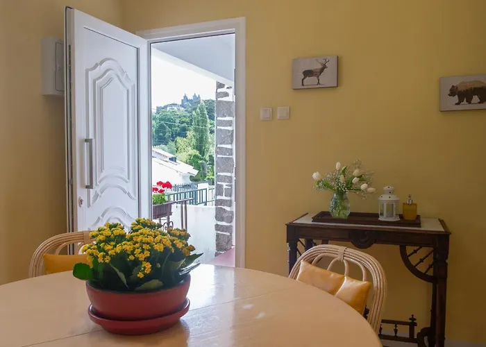 Casa de Campo Casa Do Carvalhal - Natureza No Centro Da Cidade Santa Maria da Feira