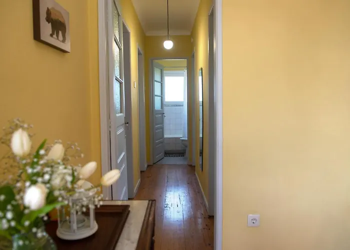 Casa Do Carvalhal - Natureza No Centro Da Cidade Casa de Campo Santa Maria da Feira